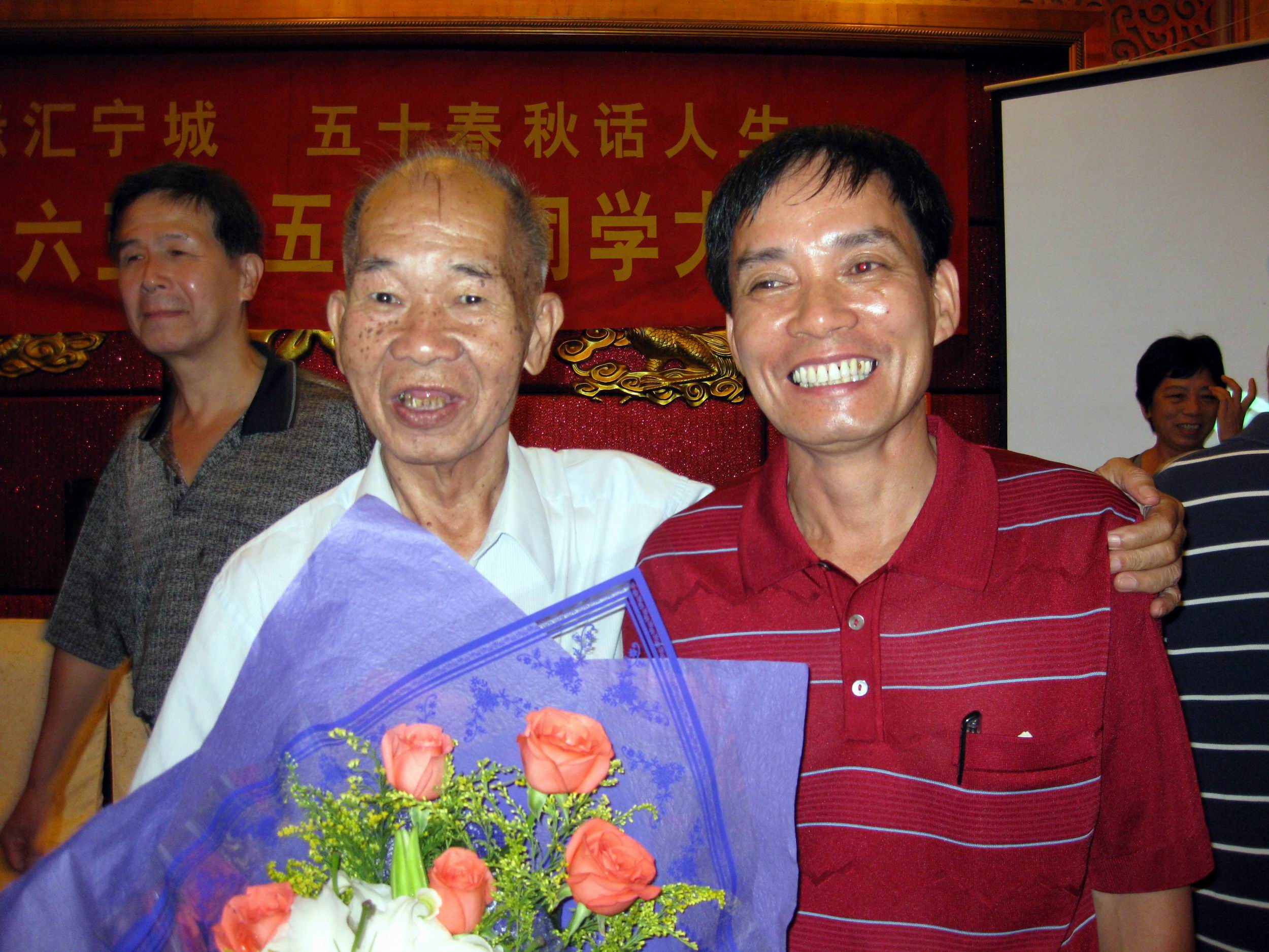 Ƭ211k 700.jpg