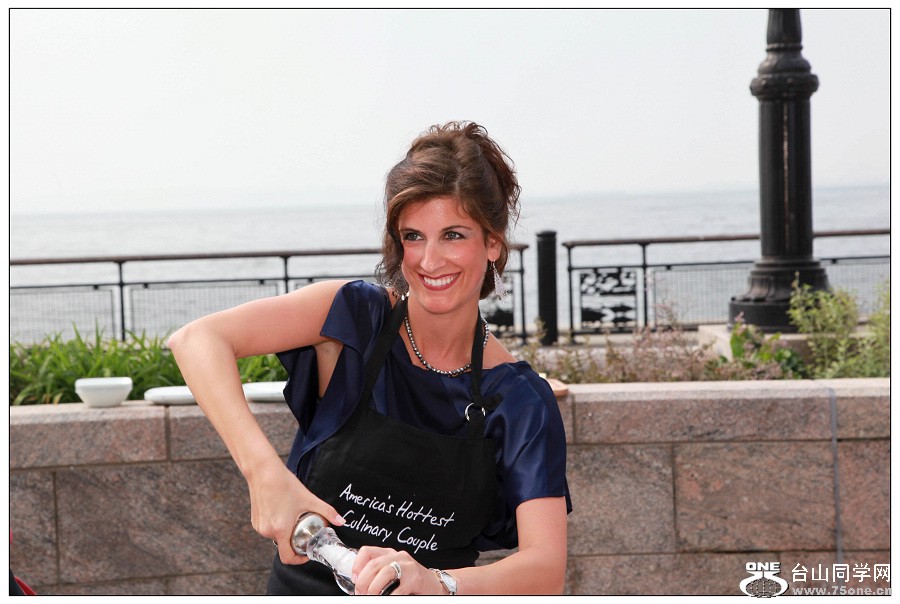 ��Ů����