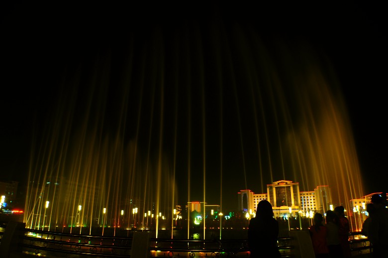 DSC_0006_.jpg