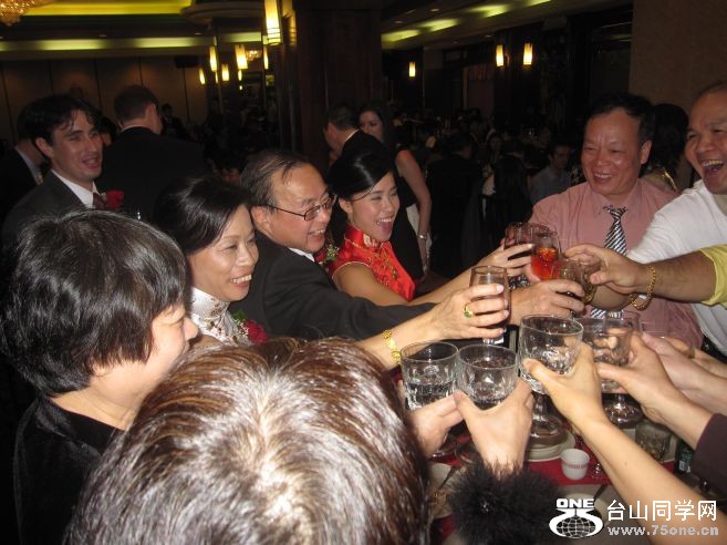 10-23-2010&nbsp;&nbsp;&nbsp;&nbsp;Wedding party 137.jpg