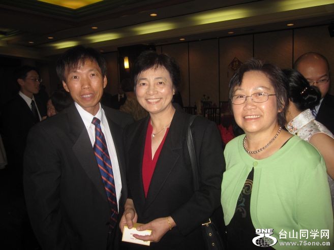 10-23-2010&nbsp;&nbsp;&nbsp;&nbsp;Wedding party 008.jpg