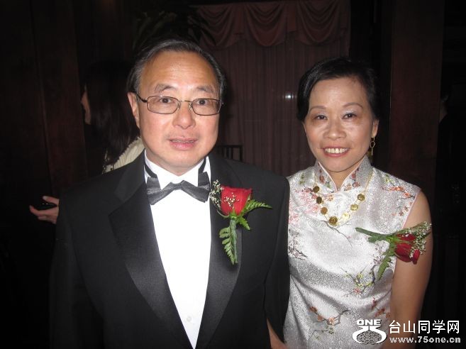 10-23-2010&nbsp;&nbsp;&nbsp;&nbsp;Wedding party 007.jpg