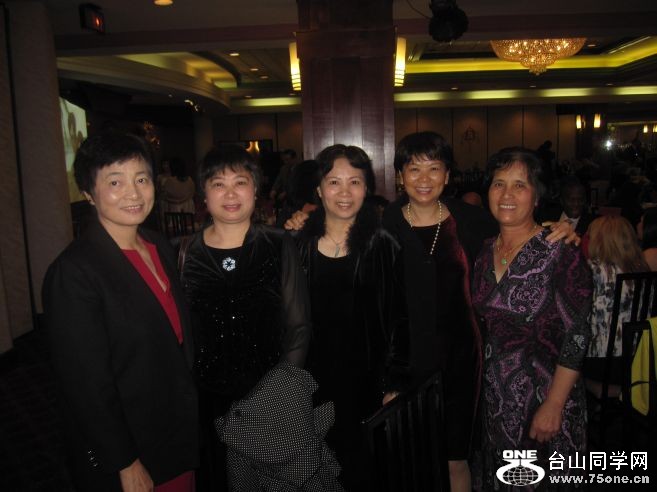 10-23-2010&nbsp;&nbsp;&nbsp;&nbsp;Wedding party 056.jpg