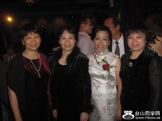 10-23-2010&nbsp;&nbsp;&nbsp;&nbsp;Wedding party 193.jpg