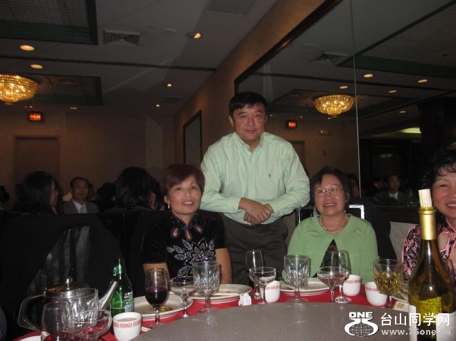 10-23-2010&nbsp;&nbsp;&nbsp;&nbsp;Wedding party 123.jpg