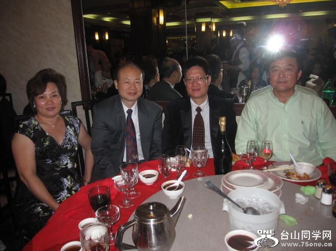 10-23-2010&nbsp;&nbsp;&nbsp;&nbsp;Wedding party 180.jpg