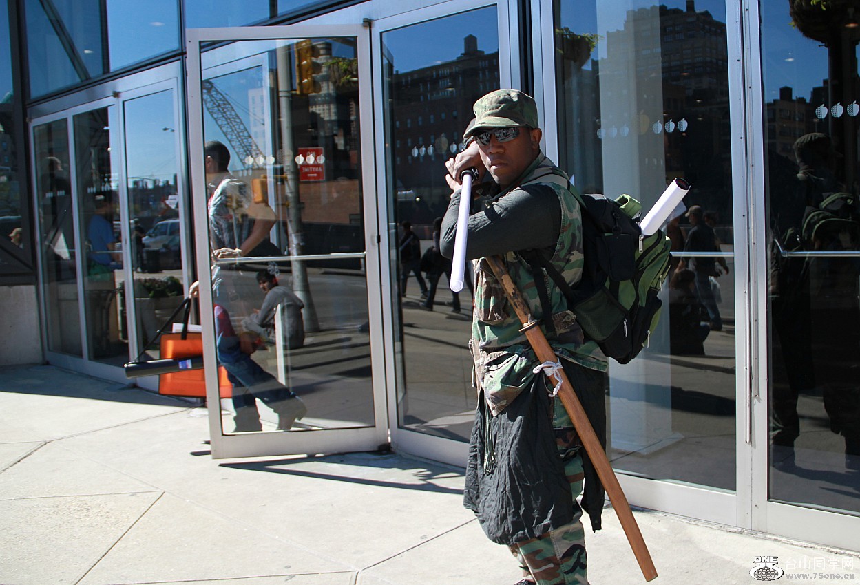 ŦԼ��ά�����ľ��е�ŦԼ������