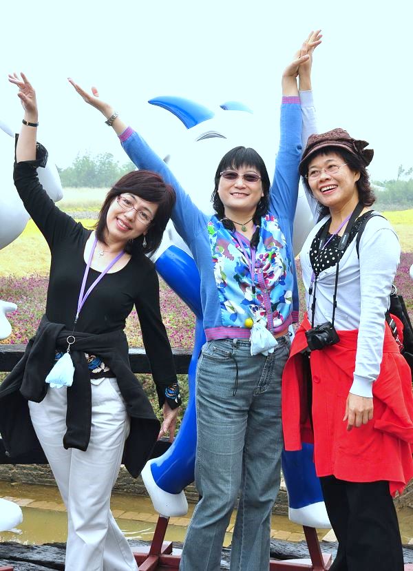 &nbsp;&nbsp; 10-2010.jpg
