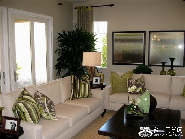 IMG_4353 (Small).jpg