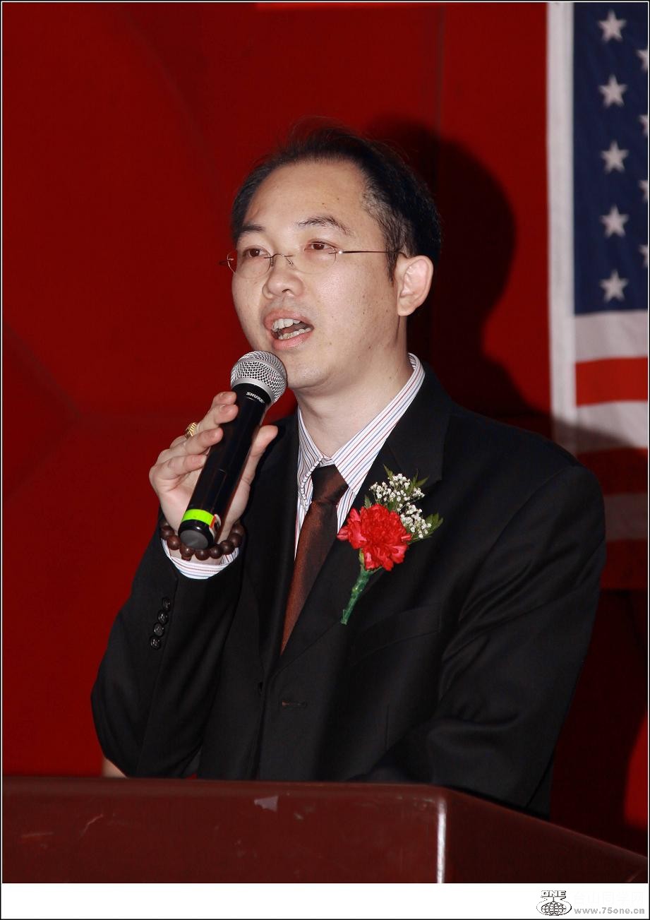 }u -}u -IMG_1935aa.jpg