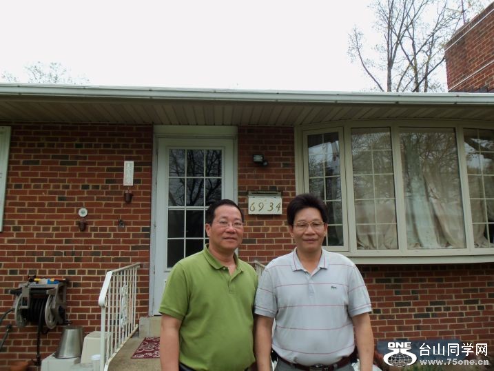 75one-----4-16-2011 NY 099.jpg