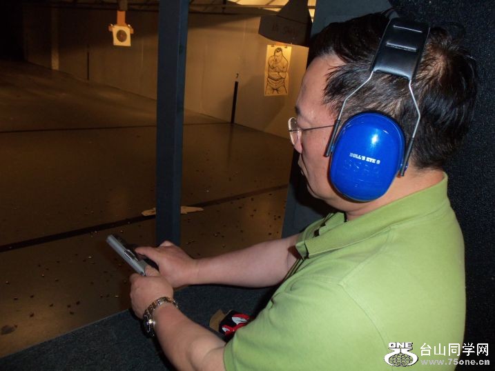 75one-----4-16-2011 NY 116.jpg