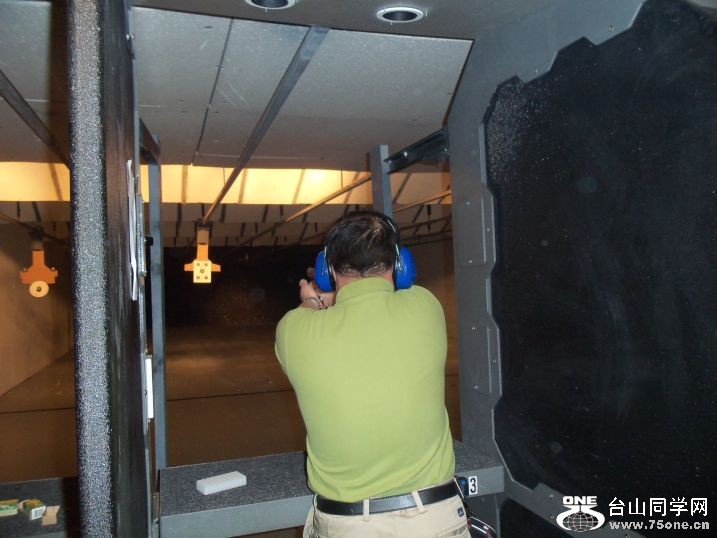 75one-----4-16-2011 NY 117.jpg