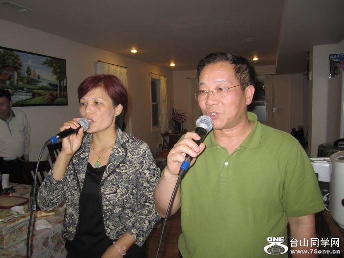 75one-----4-16-2011 NY 335.jpg