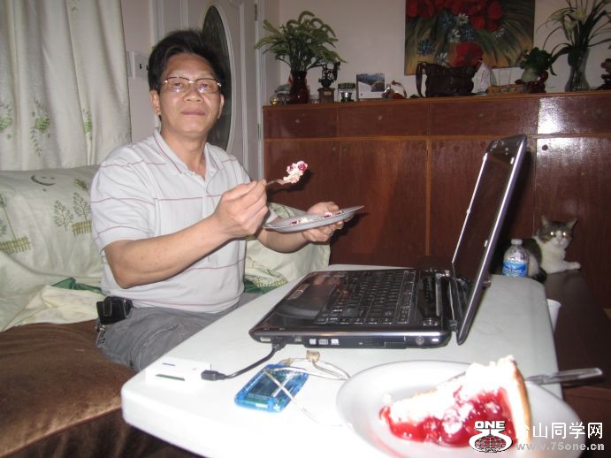 75one-----4-16-2011 NY 334.jpg