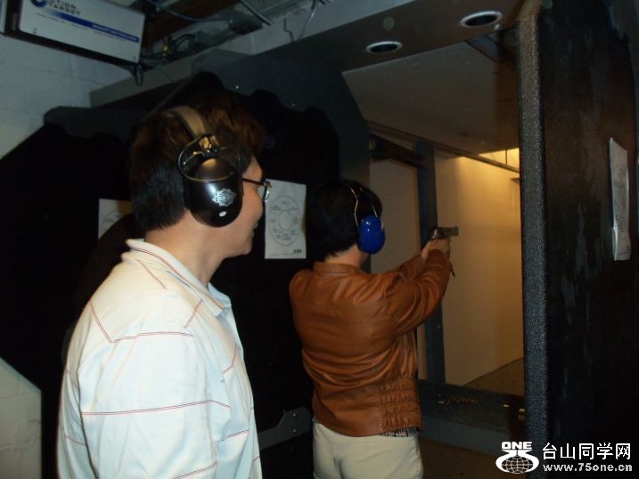 75one-----4-16-2011 NY 107.jpg