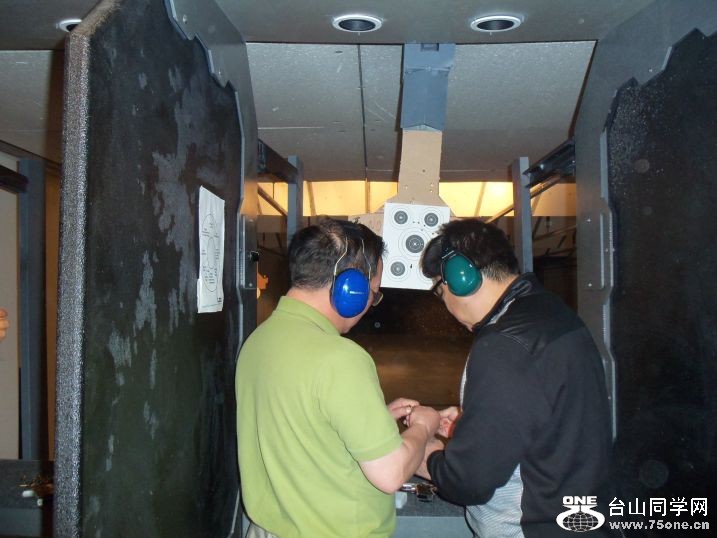 75one-----4-16-2011 NY 108.jpg