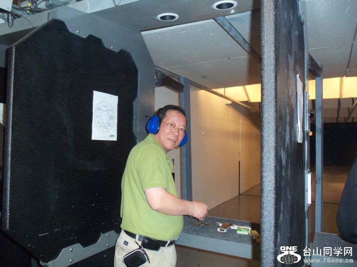 75one-----4-16-2011 NY 104.jpg