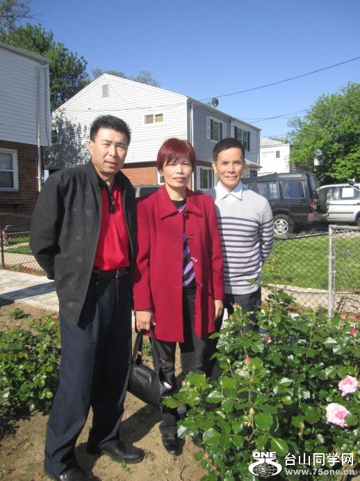 4-30-2011PARTY 046.jpg