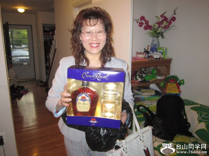 4-30-2011PARTY 023.jpg