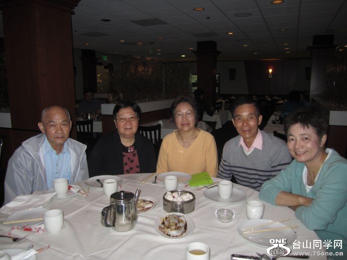 4-30-2011PARTY 001.jpg