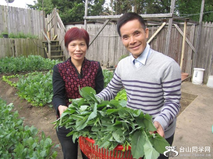 4-30-2011PARTY 029.jpg