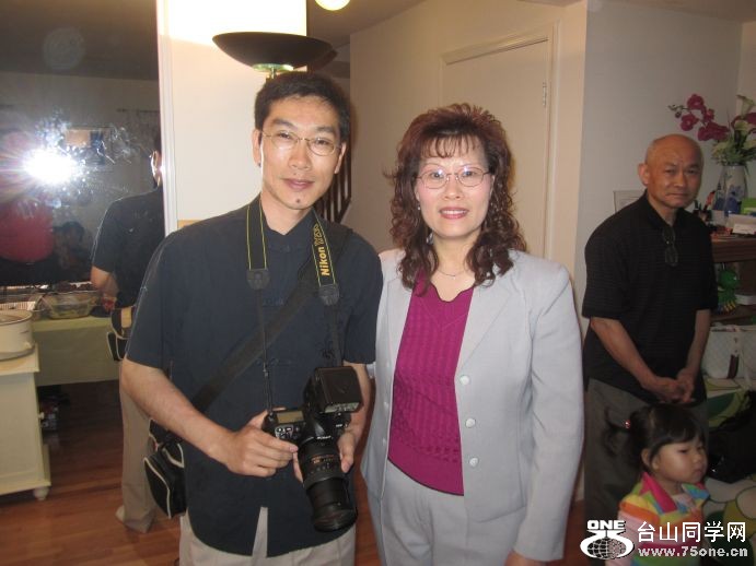 4-30-2011PARTY 084.jpg