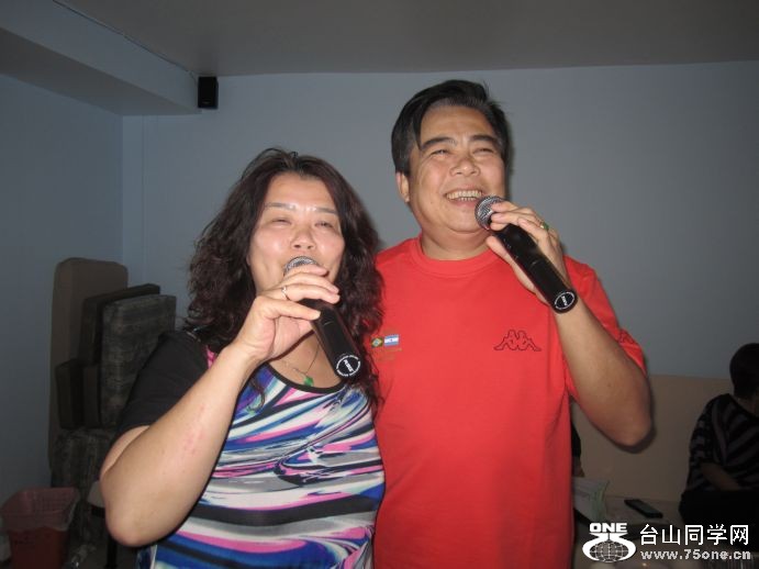 4-30-2011PARTY 001.jpg