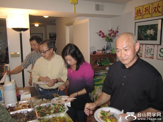 4-30-2011PARTY 045.jpg