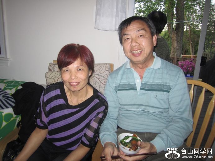 4-30-2011PARTY 048.jpg