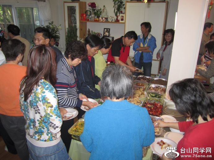 4-30-2011PARTY 036.jpg