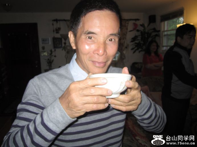 4-30-2011PARTY 009.jpg