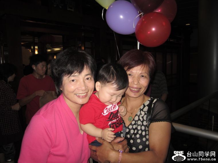 6-25-2011party 074.jpg