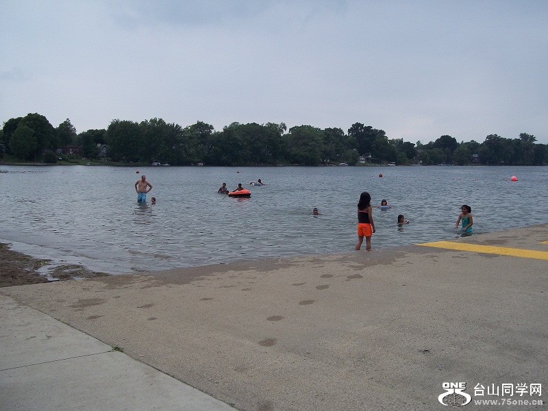 WARSAW PARK 023a.jpg