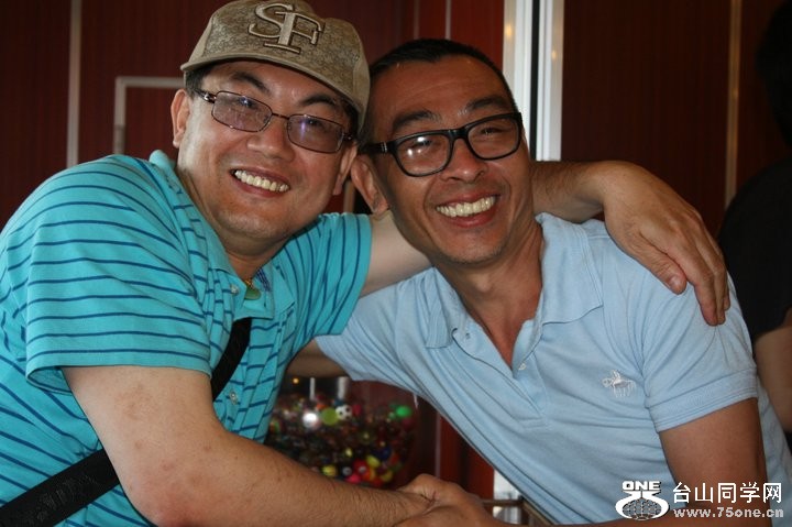 Yuhua_and_Yingxiong.jpg