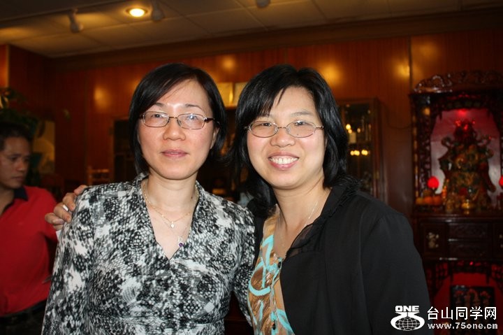Honghua_and_Leeying.jpg