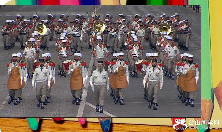 defile-14-juillet-legion-etrangere-10495926dvidc_1713.jpg
