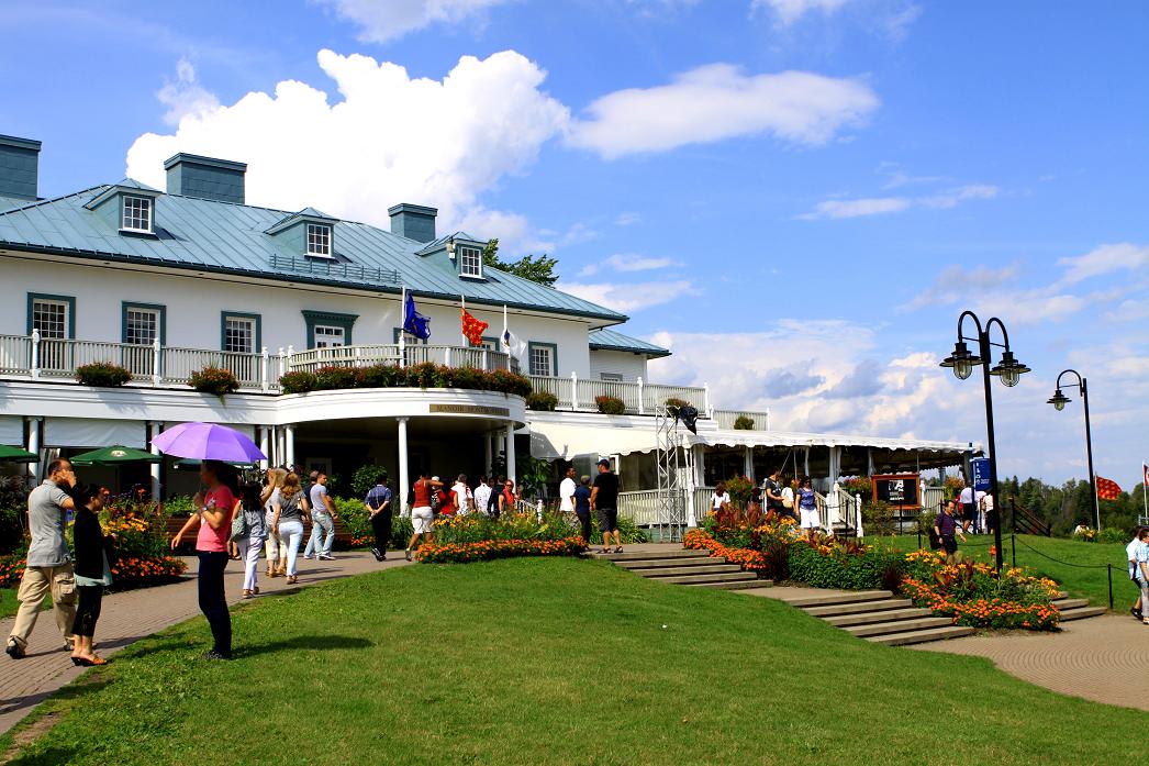 �}�u -001 012c.jpg