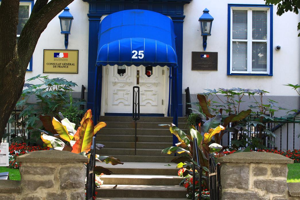 �}�u -002 744.jpg