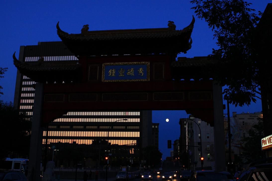 �}�u -002 293c.jpg