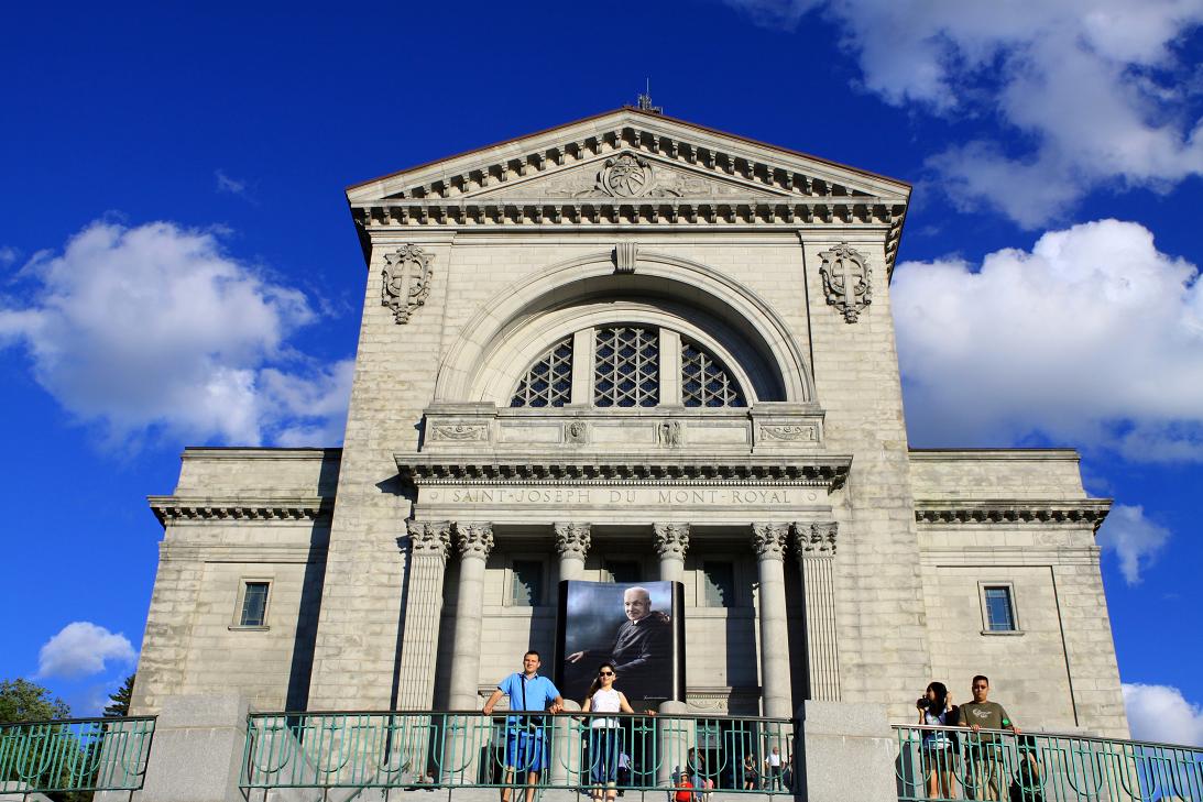 �}�u -002 226c.jpg