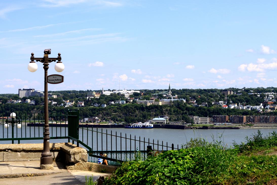 �}�u -002 754c.jpg