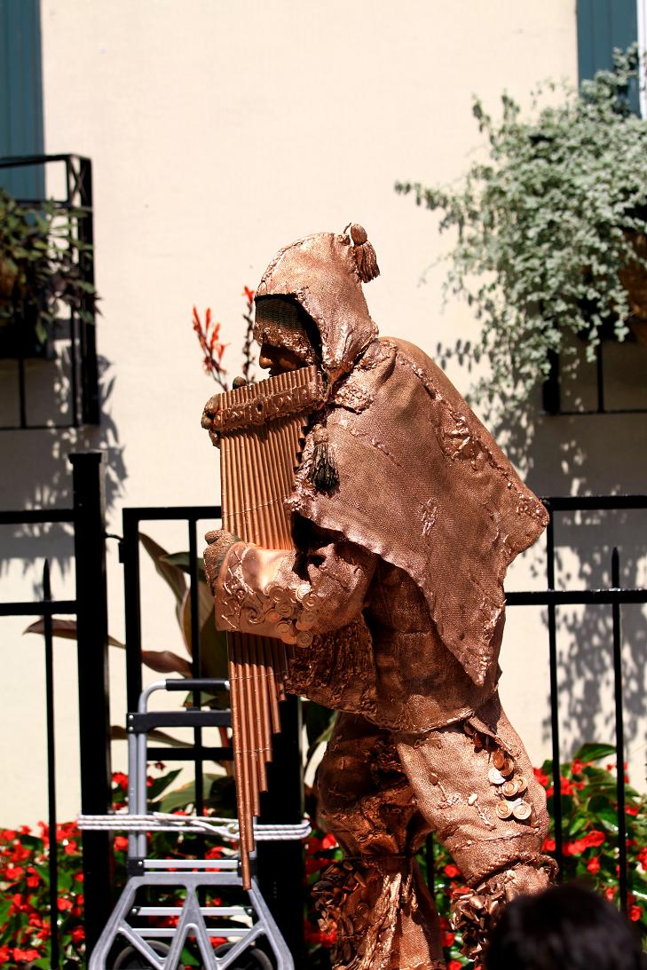 �}�u -002 706c.jpg