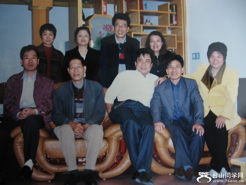 2008415774.jpg