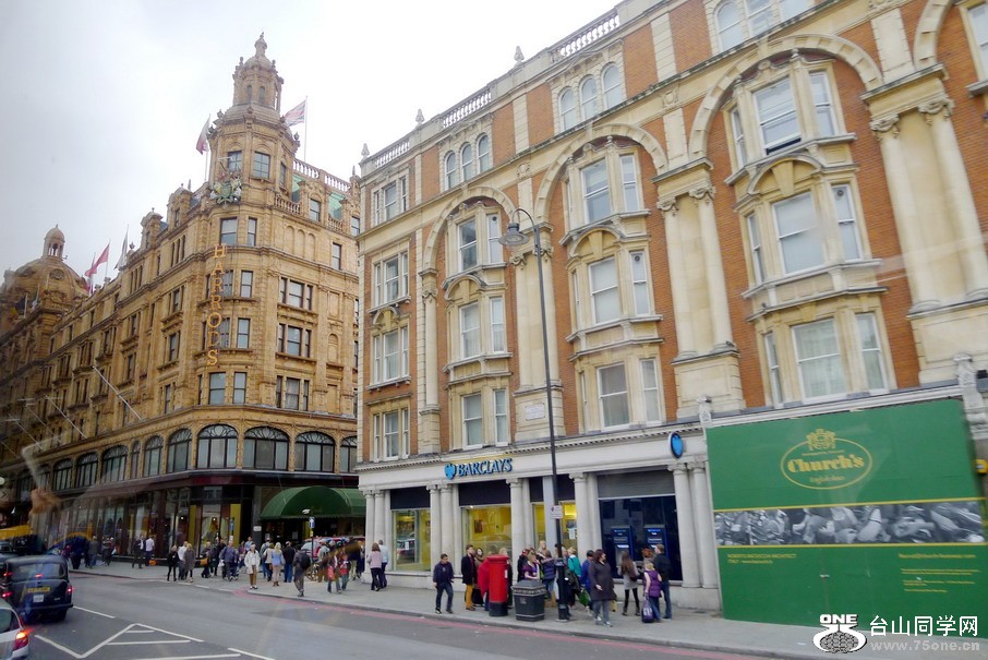 13.Ӣ׶__ȫڶλ׶صĹ޵Harrodsٻǰ,ֻǲ.JPG