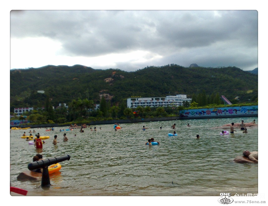 20110820357_.jpg