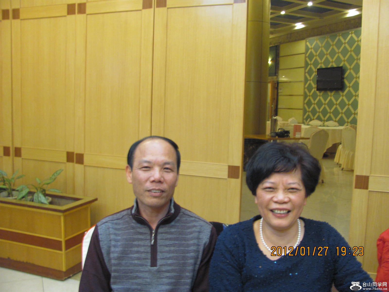 Ƭ110 023.jpg