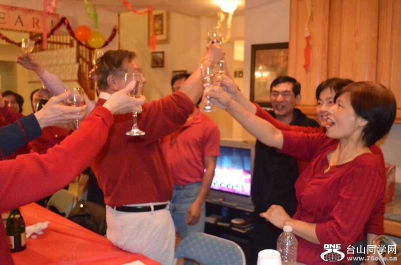 2012new yeas 300.jpg