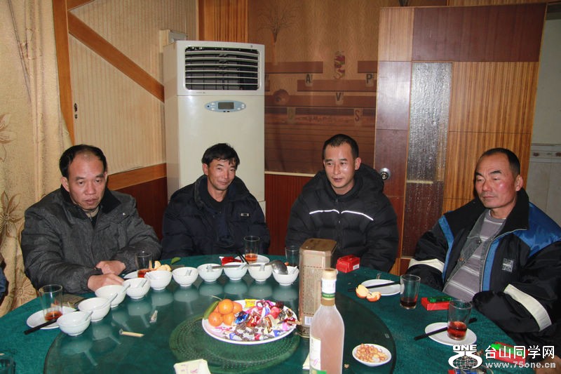 2012괺ڳͬѧۻ 002.jpg