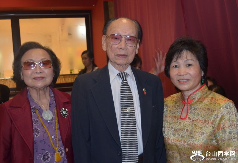 3-17-2012 Party 010.jpg